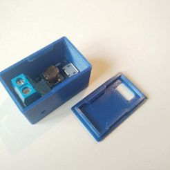 IMG_20200313_165535.jpg Fichier STL gratuit Boîtier Snapfit pour le module d'amplification réglable DC-DC MT3608 avec micro USB・Design pour imprimante 3D à télécharger