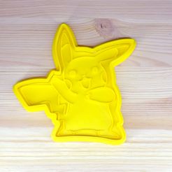 71_pikachu_press_h10cm_9g.jpg Pikachu Pokemon Cookie Cutter and Stamp Press