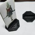 20170114_152944.jpg Hex Base for Card-stock Miniatures