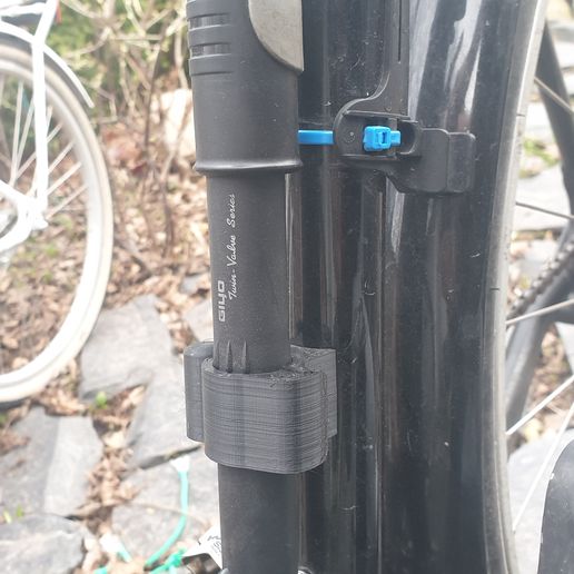 20220430_190528.jpg Bike pump mount (Parametric OpenSCAD)
