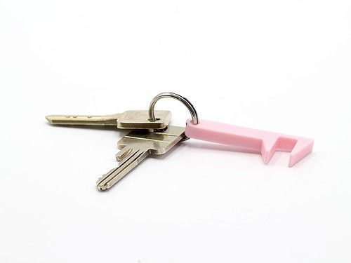 b2ad44_575990f4db984794a601cd828aede4da_mv2.jpg Держатель для телефона с кольцом для ключей