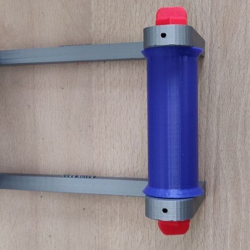 IMG_20190217_153740 (FILEminimizer).jpg Filament reel dispenser