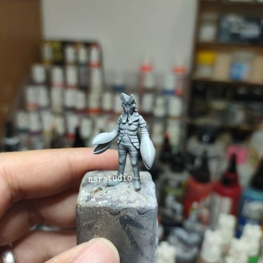 1:64 alien baltan figure