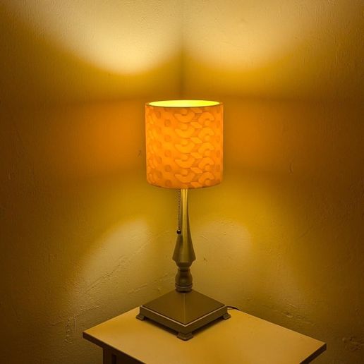 signal-2024-12-25-140359_002.jpeg Lampe Intemporelle