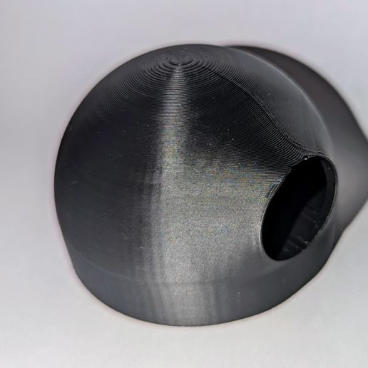 PXL_20241012_052526866.jpg Cueva de cría de Apistogramma