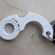 keychain.jpg Karambit Keychain V2 - SPINNER NO BEARING TIKTOK KEYRAMBIT KEYSPINNER SOLID ROTATION
