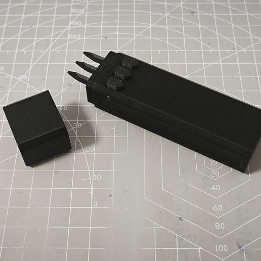 Free STL file Mini handheld launcher ⚽ ・Model to download and 3D print ...