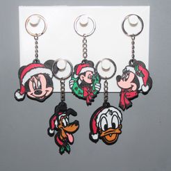 IMG_2455.jpg Fichier STL 5 Keychain Disney Noël 2・Objet imprimable en 3D à télécharger