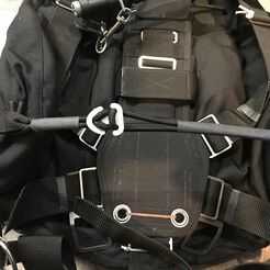 e0371cd2e4023521170970f2d9497840_display_large.jpg Free STL file Scuba Waist / Chest Elastic Clip・3D printable model to download