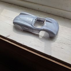 IMG_20220705_161424.jpg STL file Aston Martin DBR1 Slot Car Shell・Design to download and 3D print