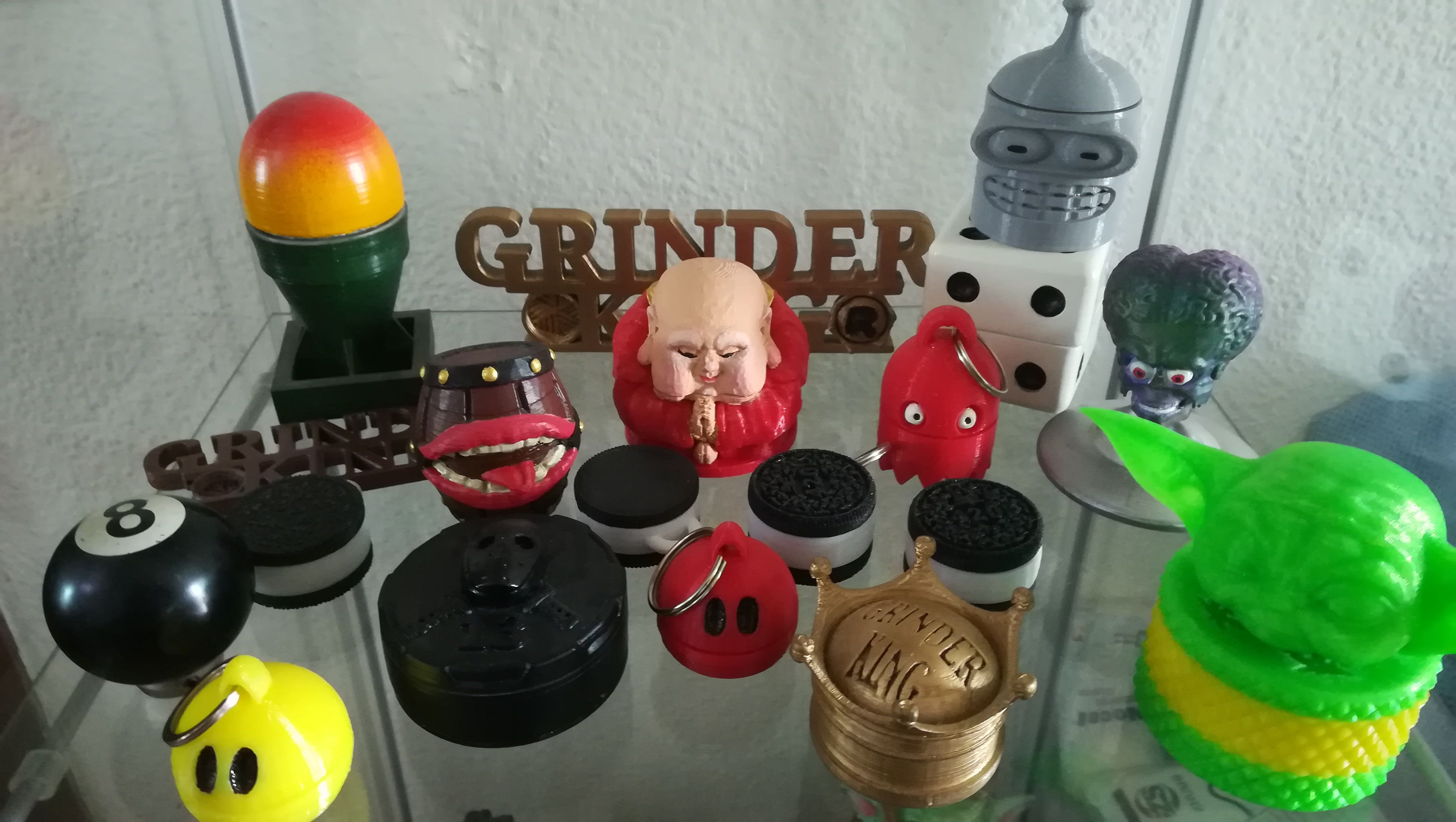 1656695904057.jpg STL file GRINDER GRINDER GRINDER GRINDER CRUSHER GRINDER KEYCHAIN COOKIE OREO KEYCHAIN WEED GRINDER WEED GRINDER・3D printable model to download, javidom66