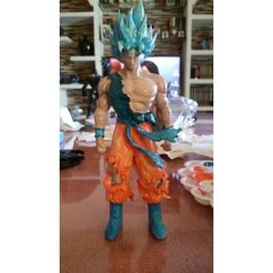 2eca9c7fc0f9f344af46016315b2a3ad_preview_featured.jpg Free STL file Blue Goku Dragon Ball Z・3D printing design to download