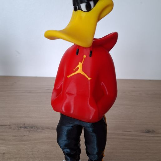 3D printing Daffy Duck Chillin Multi- Color • made with Bambulab A1 combo・Cults