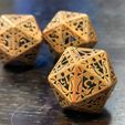 IMG_20210803_104327.jpeg STL file Laced D20 dice - Presupported・3D printable model to download