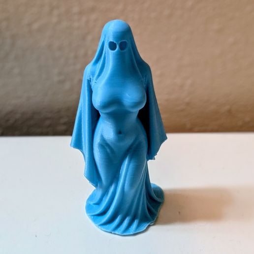 Haunting Elegance – Ghost Lady Figurine - 3D model önizlemesi