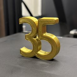 IMG_0130.jpg Archivo STL gratis Decoración de la tarta número 35・Modelo para descargar y imprimir en 3D
