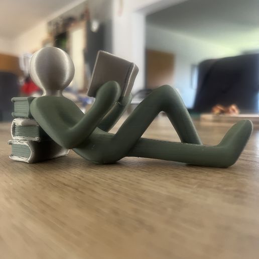📚 Reader with book・ STL File for 3D printing・Cults