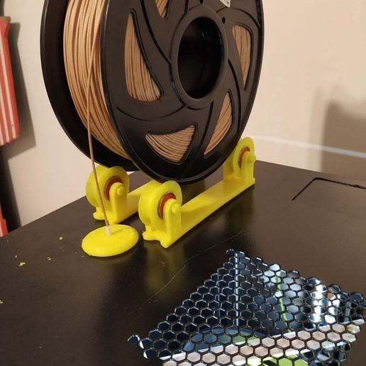 Filament spool holder