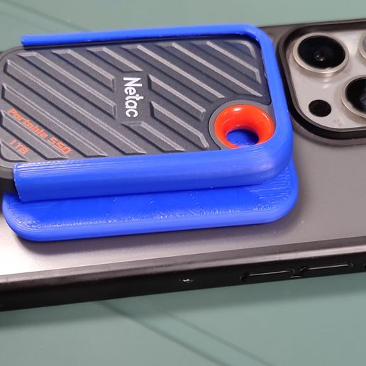 WhatsApp-Image-2025-05-24-at-10.39.28.jpeg Case for Netac ZX20 for MagSafe Iphone