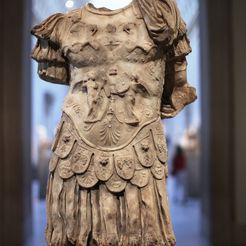 7239373940_994a7e87d3_o_display_large_display_large.jpg Free STL file Torso of an Emperor, Roman Imperial・3D printer design to download