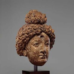 DP123392.jpg Free 3D file Head of a Buddha or Bodhisattva・3D printable model to download