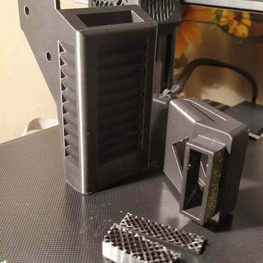 SDcard_adapter_byLizzy77_pic10_LD.jpg SD card extender holder for Creality Ender 3 v2 - "badass snake inside"