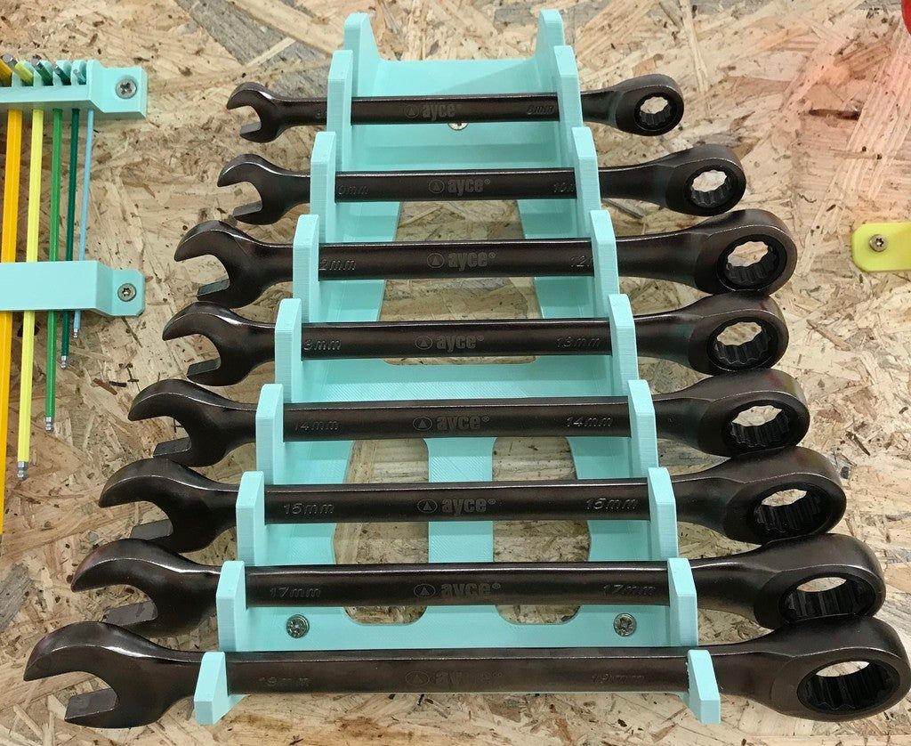 STLDatei Schraubenschlüsselhalter / Openend wrench holder kostenlos