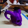 ef63252136ae26756cb9a06d5cbbf947_display_large.jpg Бесплатный STL файл LOW POLY horned skull・3D-печатный дизайн для скачивания