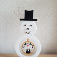 20180521_175759.jpg snowman and his Christmas ball
