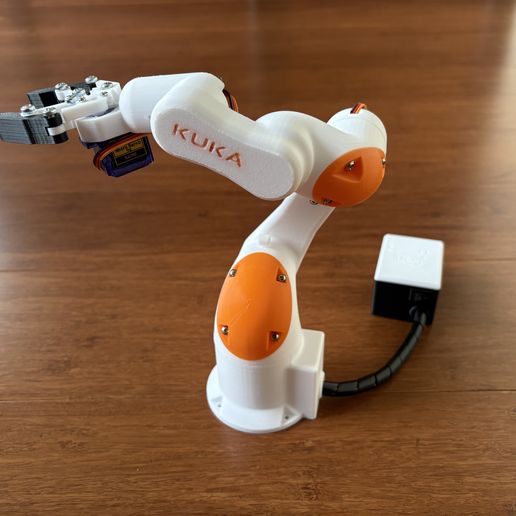 IMG_0016.jpg 4DOF Robotic Arm (Cobot KUKA based)