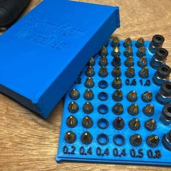 IMG_0684.JPG Бесплатный STL файл YANSB (Yet Another Nozzle Storage Box)・3D-печатная модель для скачивания