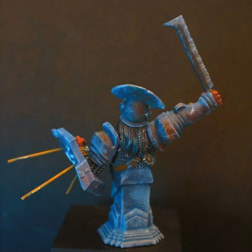 IMG_3377.jpg Uruk-Hai-Hauptmann (Büste)