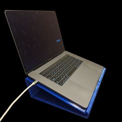 Laptop Stand.jpg Fichier STL gratuit Support pour ordinateur portable・Design imprimable en 3D à télécharger