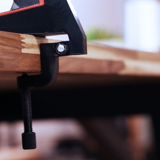 73e1ed1273dc24ea27d40b70aba77445_display_large.jpg Multi-Color Headphone Stand