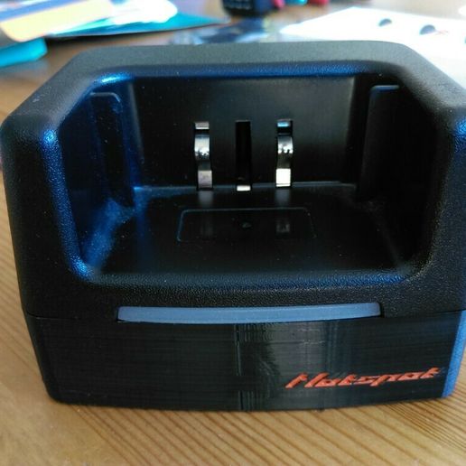 cameringo_2020-02-28_103605.jpg GD77 Hotspot - Bottom Charger Part Replacement