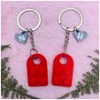 344094880_186756367614035_6424377808259317196_n.jpg Brick Heart Keychain