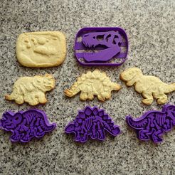 DSC04352.JPG dinosaurs dinosaur cookie cutters