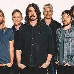foto.jpg pendentif foo fighters pua