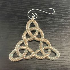 IMG_2777.jpg STL file Trinity Knot Ornament・3D print object to download