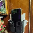 pic1.jpg Wall Mounted Universal Cellphone Charge Holder
