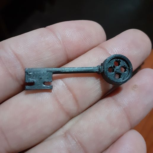 20240916_071119.jpg Coraline - Master Key