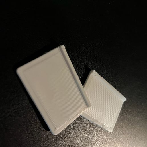 IMG_1838.jpg Storage hardware separator/divider