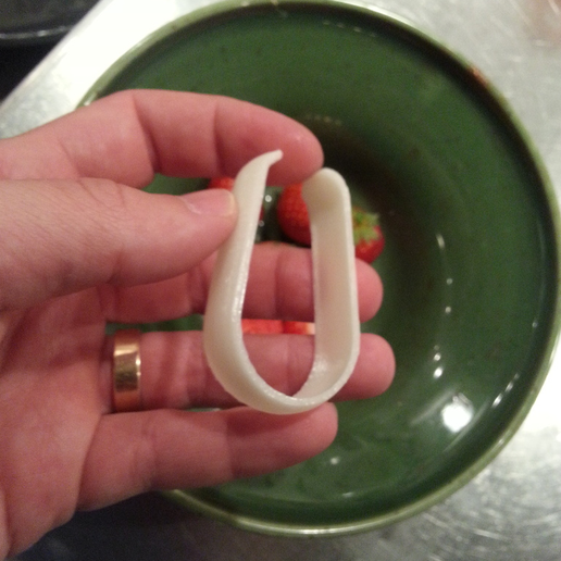 Capture_d__cran_2015-07-13___23.53.35.png Stielentferner für Erdbeeren