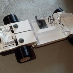 IMG_20220808_154547.jpg Base plate for 1:4 car