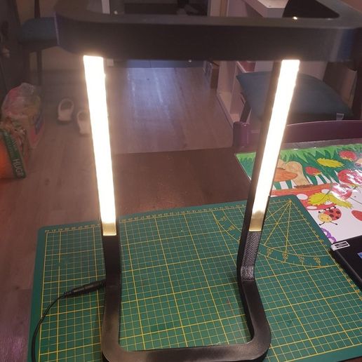 c765058c-1006-4ad1-82ba-208e54f5d463.jpeg LED Light / Light Modern Lamp