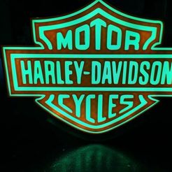 328944539_738261987642460_184803523718683474_n.jpg 3-piece Harley Davidson lamp