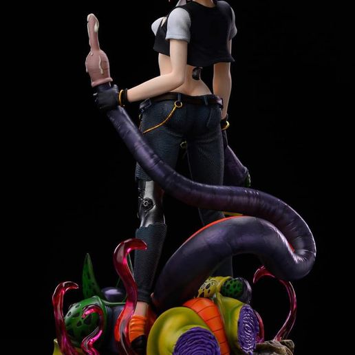 241427173_244942294257308_7225435414216485167_n.jpg ANDROID 18 VS CELL