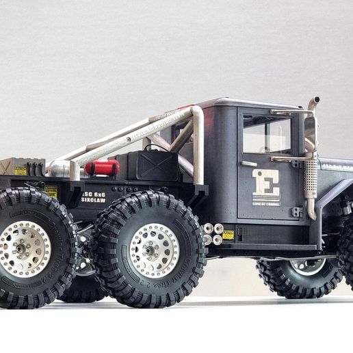 ESC-6x6-MK1-ST_14.jpg ESC 6x6 MK1 "Six Claw 6x6" _1/10 RC Body and Chassis