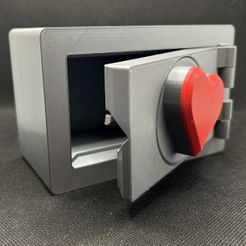 IMG_0143.jpg STL file Valentine's Heart Safe Gift Box・3D printable model to download