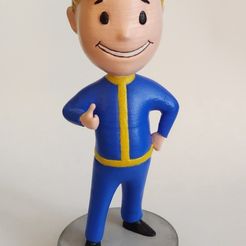 f9a85dbd-8ed9-4a97-9e46-14c8b51e538f.jpg Бесплатный 3D файл Fallout Vault Boy Charisma Bobble Head・Идея 3D-печати для скачивания